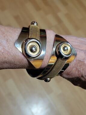 Vintage Gold Tone By Pass Chunky  Cuff Bracelet
